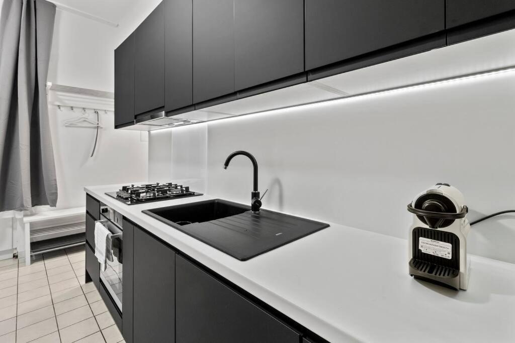 Modern Apartment Close To Center - 2Br Wenen Buitenkant foto